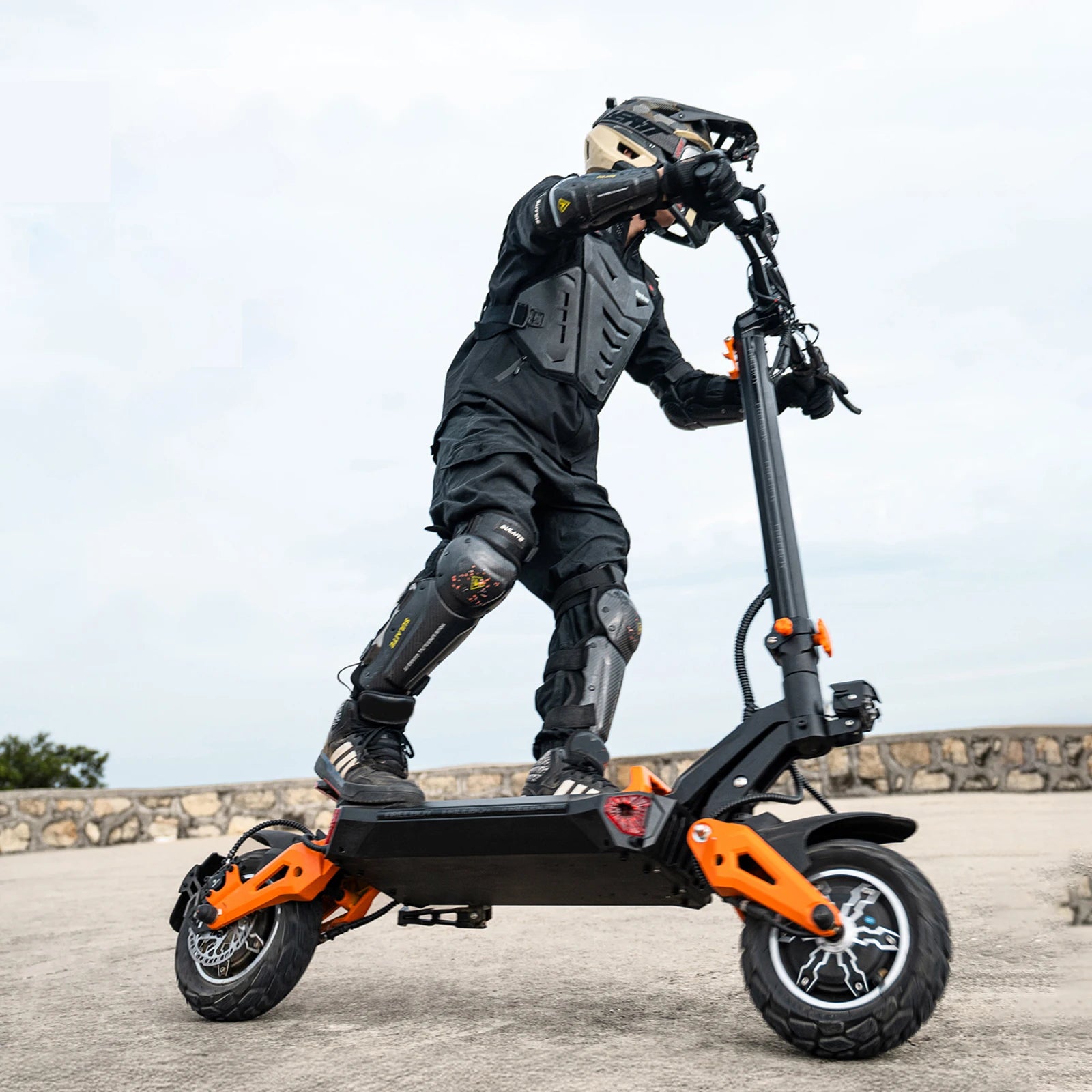 6000W Fast Electric Scooter for Adult,Daul Motor 50mph,60V 30Ah,11'' Off Road Tires,55miles Range,Sport Folding eScooter