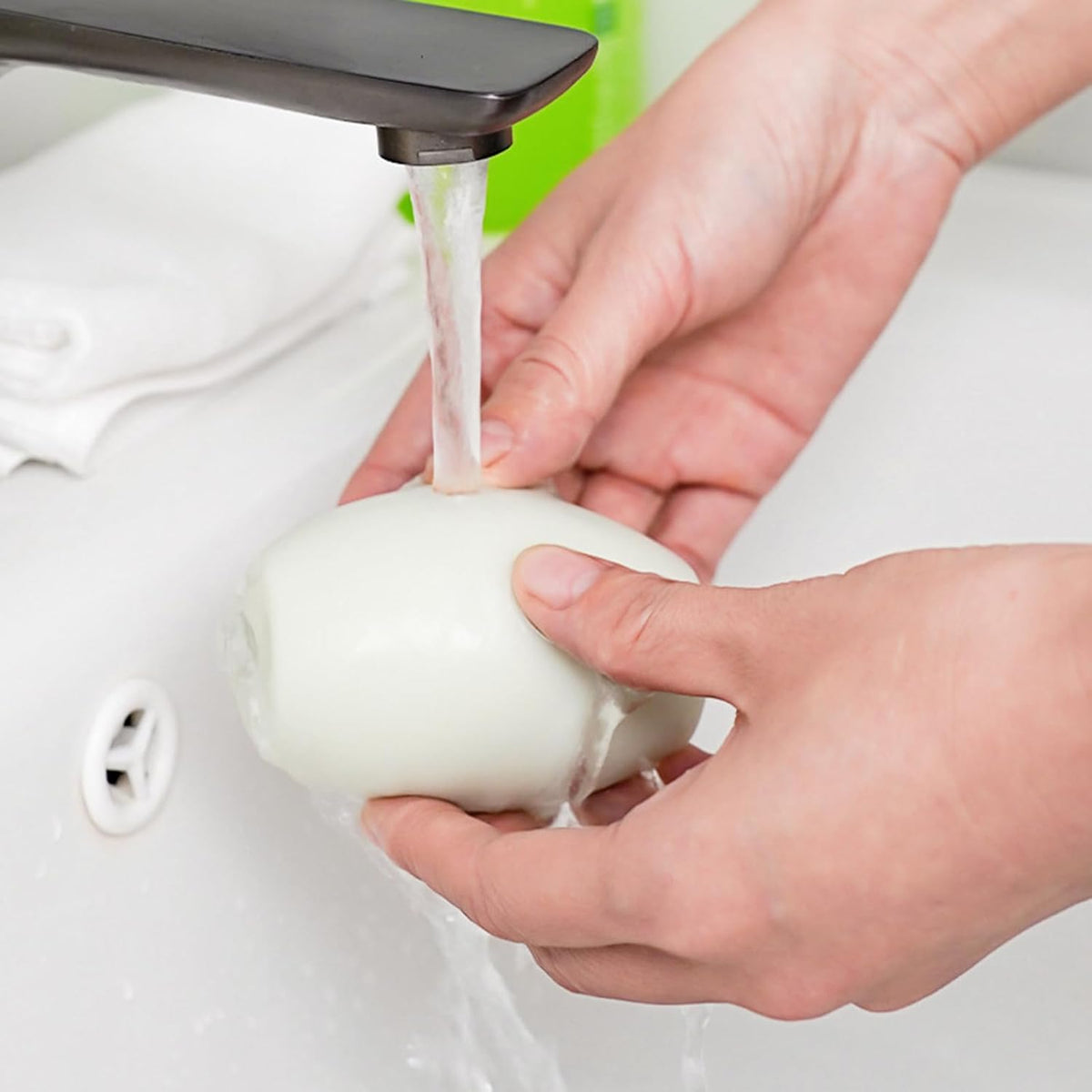 Washable Reusable Gel Lint Roller Ball - Portable Travel Pet Hair Remover | LYMIU
