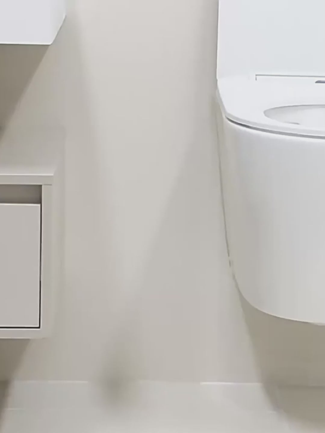 Smart Sensor Trash Can with Lid - Automatic Touchless Dustbin for Home & Office