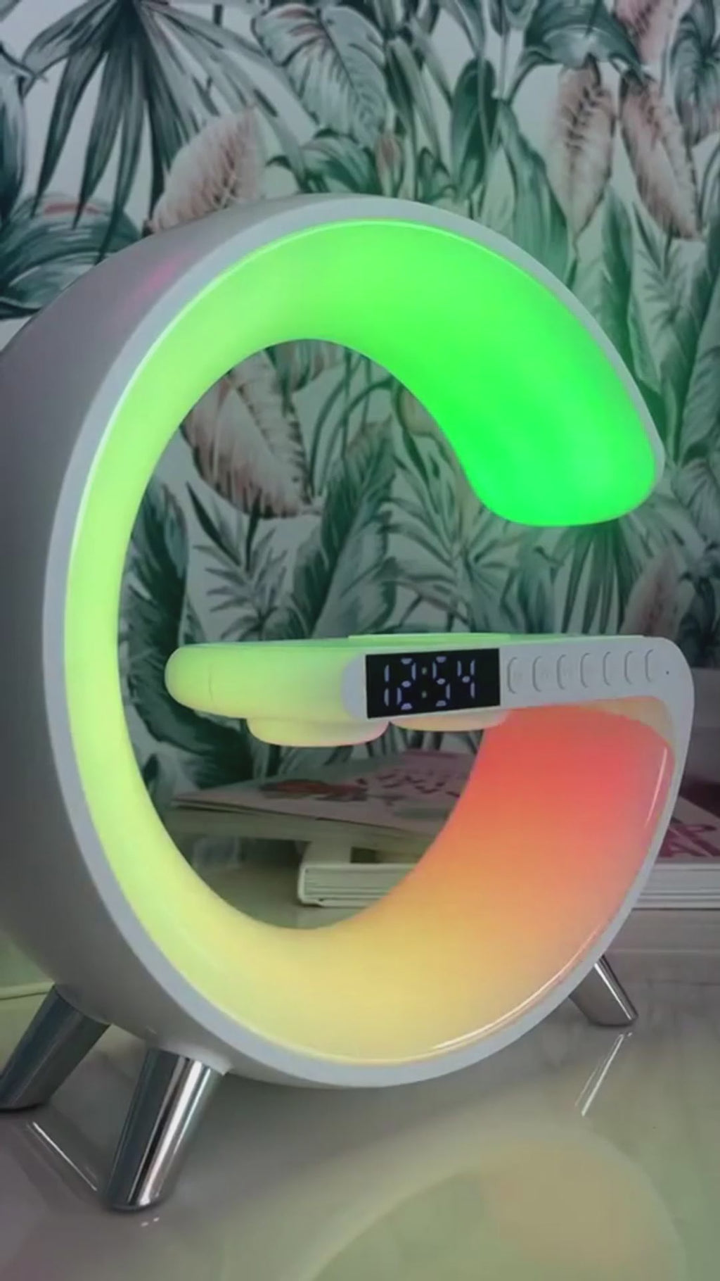 Smart G-Shaped LED Lamp with Bluetooth Speaker & 15W Wireless Charger-lymiu